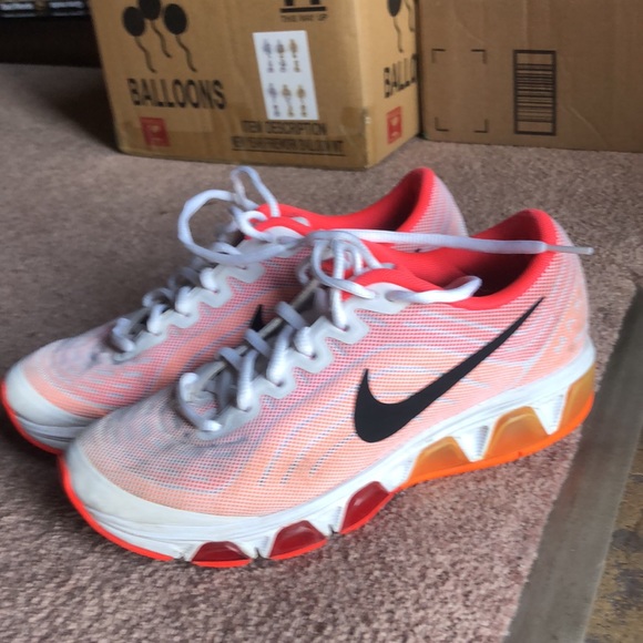 Nike Shoes - Nike air max tailwind 6 athletic shoes
